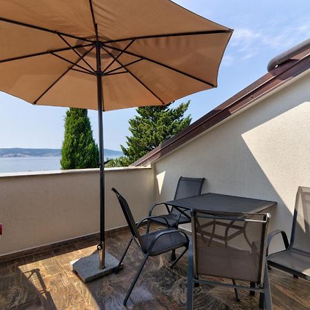 Apartmani Lili Novi Vinodolski Extérieur photo