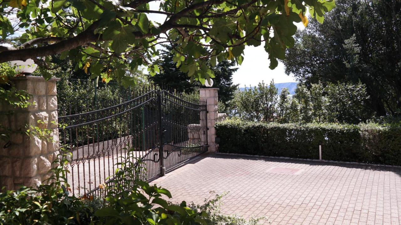 Apartmani Lili Novi Vinodolski Extérieur photo