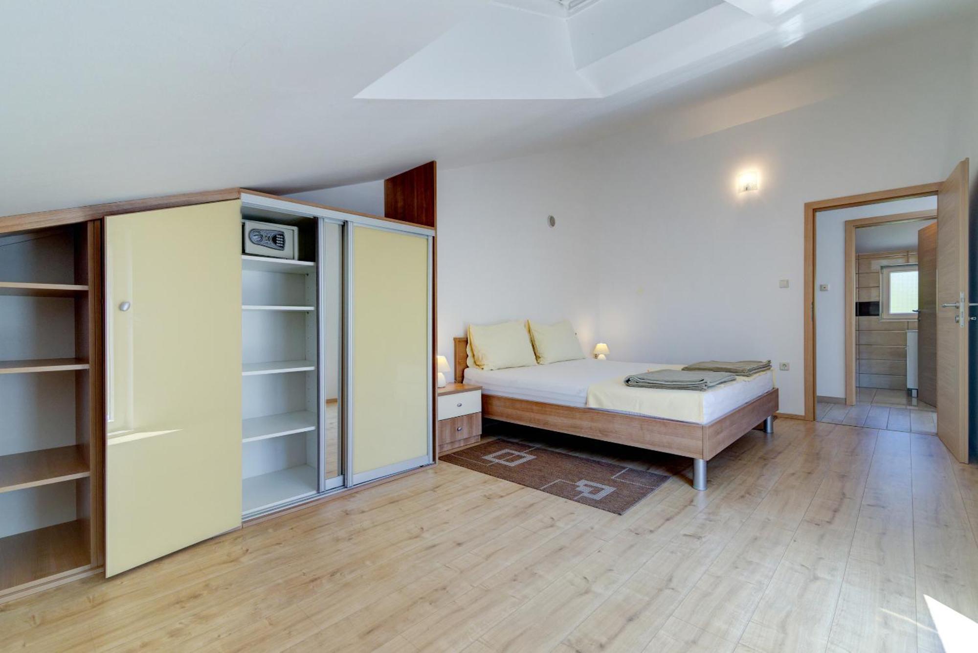 Apartmani Lili Novi Vinodolski Extérieur photo