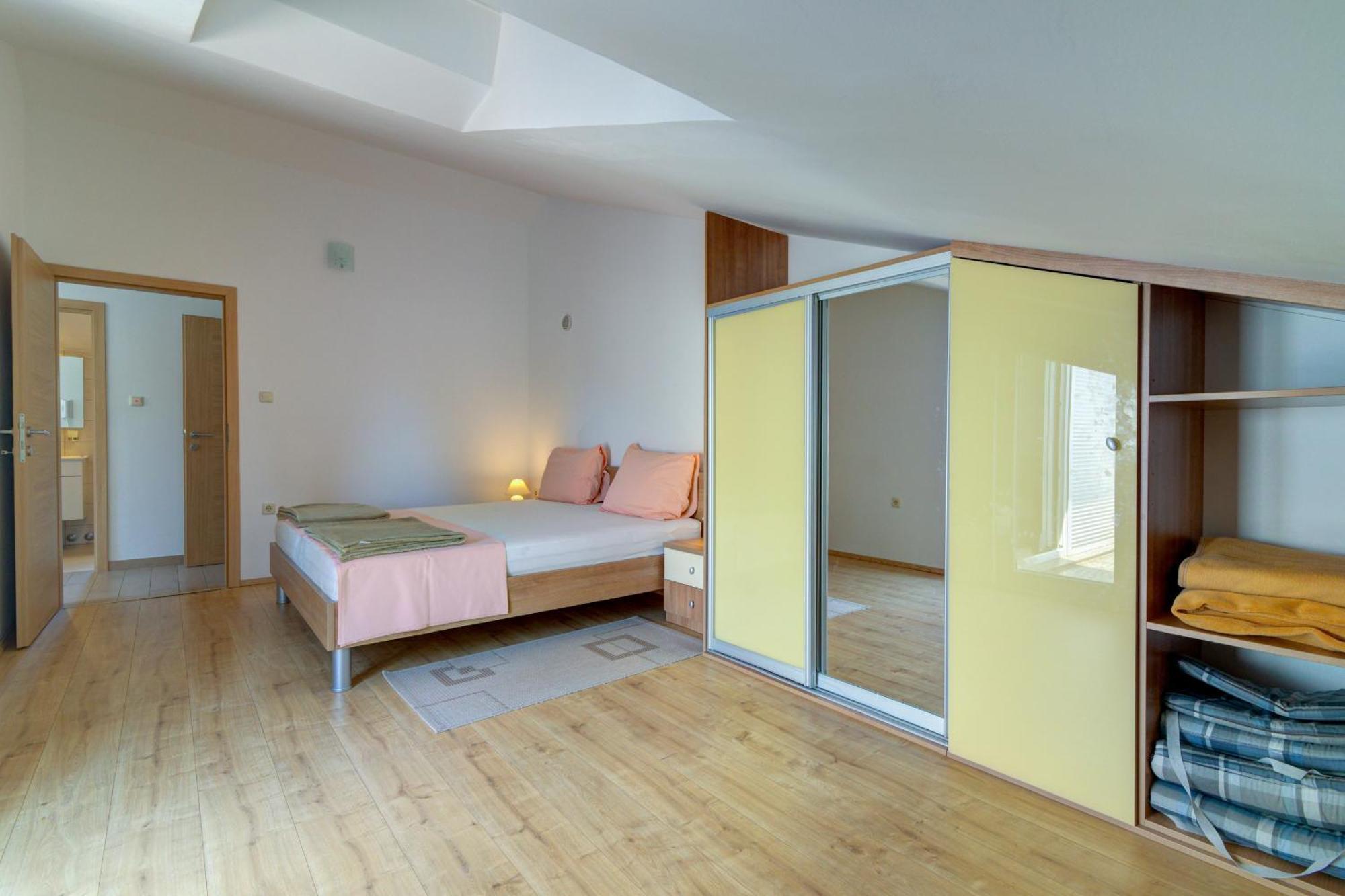 Apartmani Lili Novi Vinodolski Extérieur photo