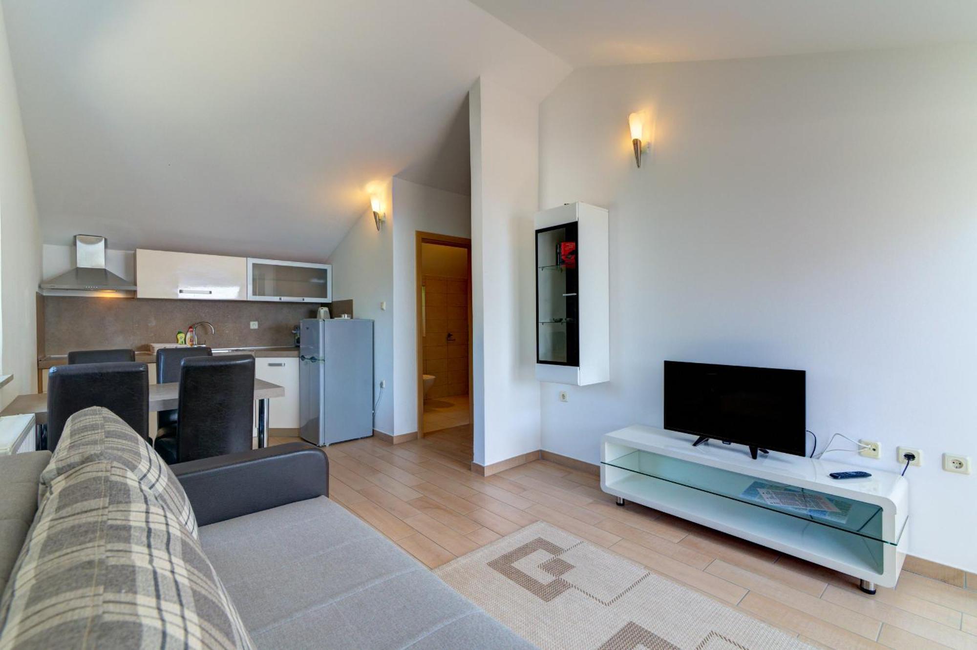 Apartmani Lili Novi Vinodolski Extérieur photo