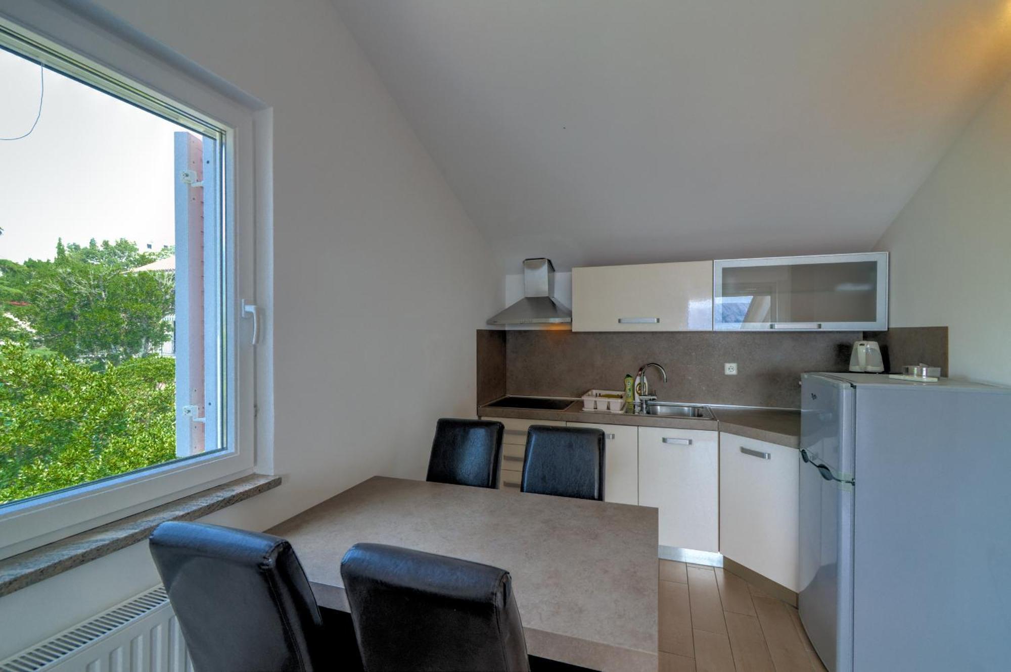 Apartmani Lili Novi Vinodolski Extérieur photo