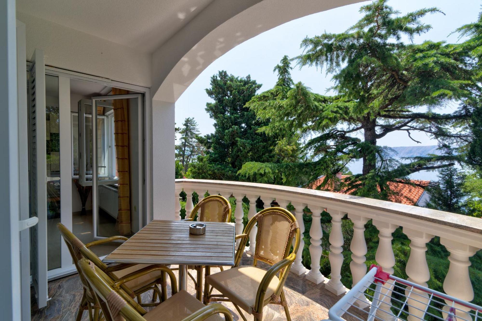 Apartmani Lili Novi Vinodolski Extérieur photo