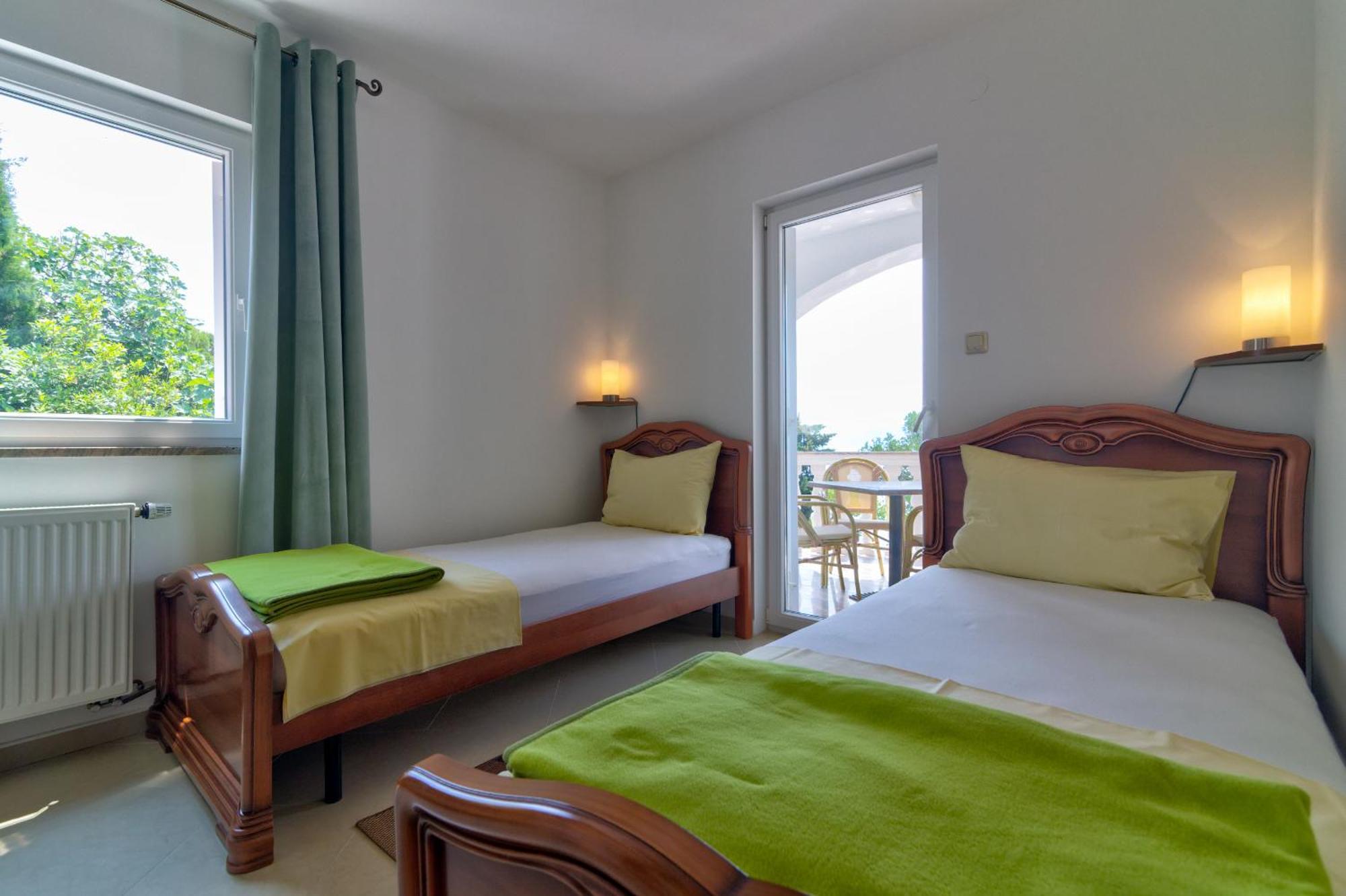 Apartmani Lili Novi Vinodolski Extérieur photo