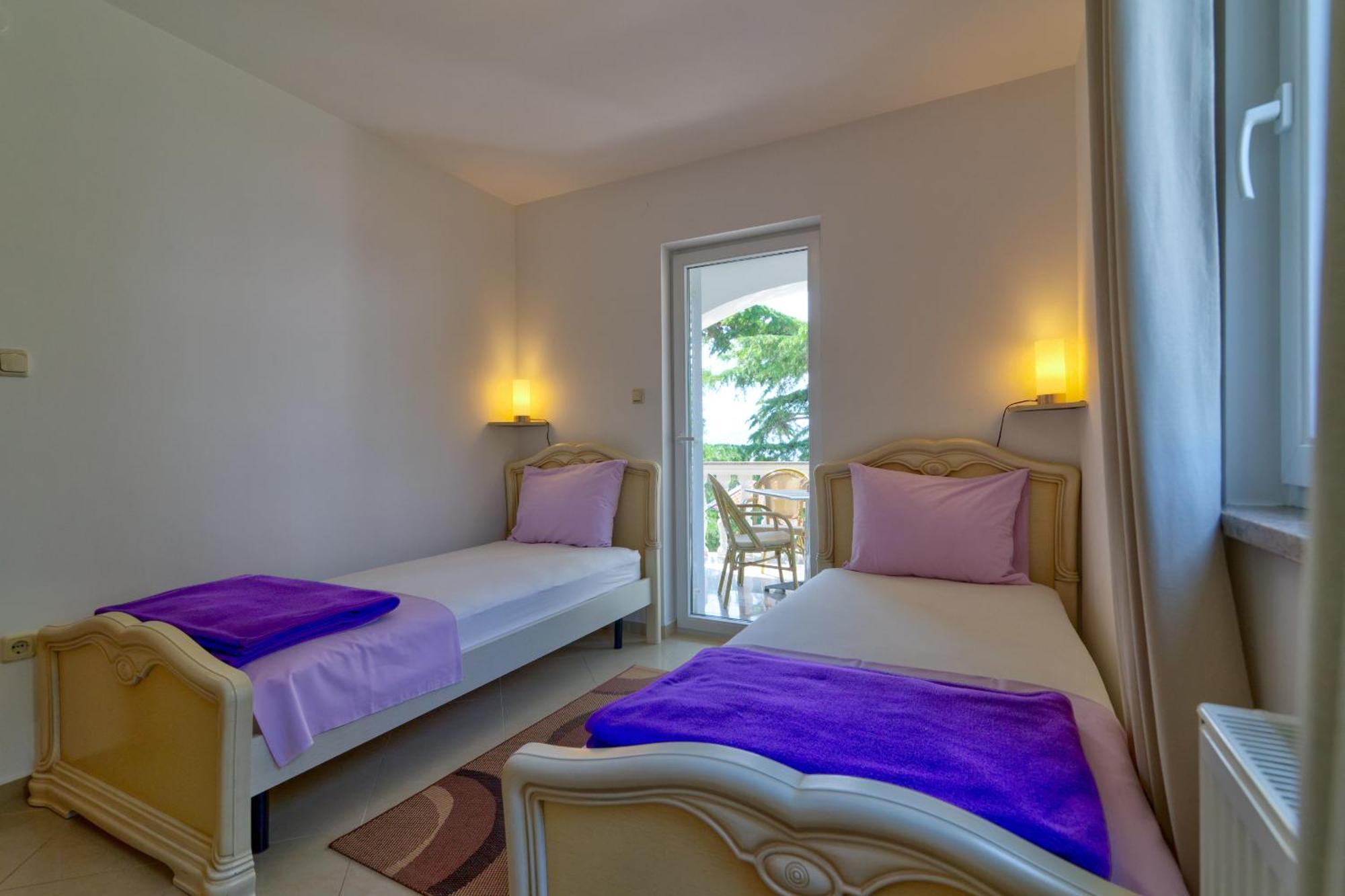 Apartmani Lili Novi Vinodolski Chambre photo